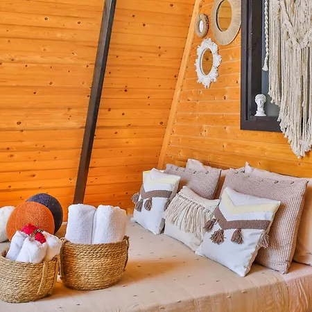 Kas Kalkan Patara'da Oezel Havuz Ve Jakuzili Belcim * Adakoy