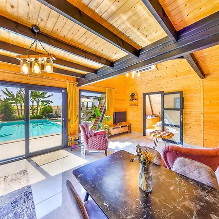 Kas Kalkan Patara'da Oezel Havuz Ve Jakuzili Belcim Villa Adakoy